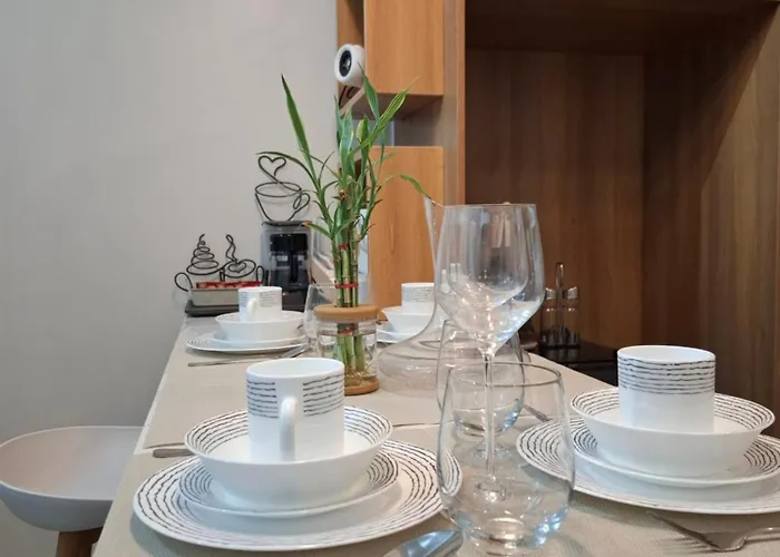 公寓 Quiet & Cozy 1km To The Heart Of Araneta With Free Parking