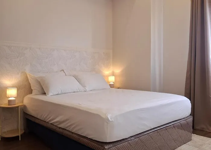 Quiet & Cozy 1km To The Heart Of Araneta With Free Parking *